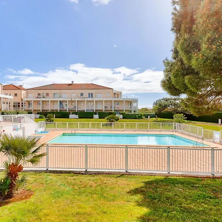 Vue Mer Dans Un Avec Piscine *